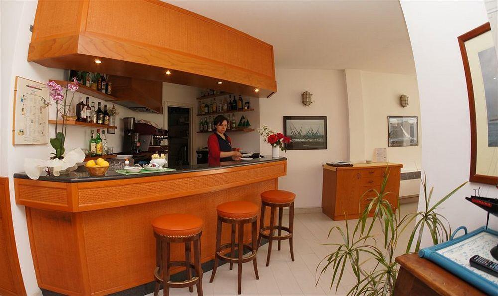 Hotel Yacht Club Marciana Marina  Exteriör bild